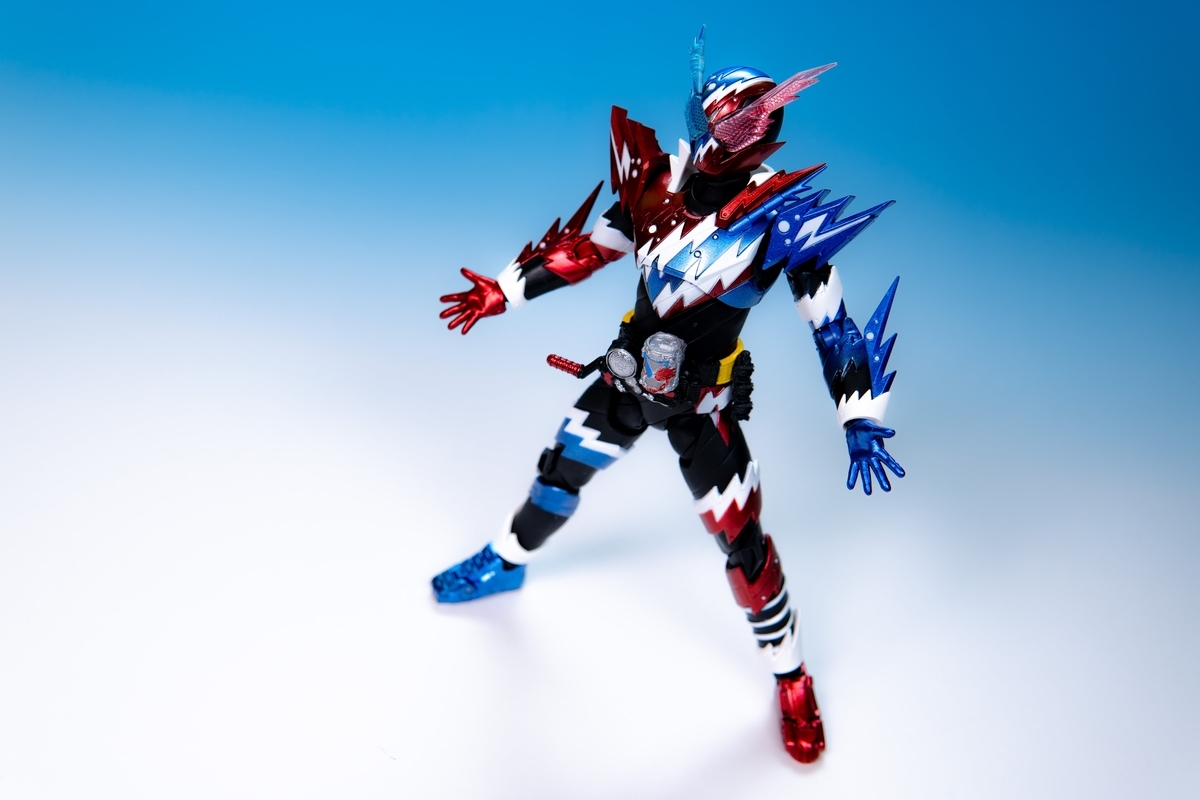 S.H.Figuarts 仮面ライダービルド ラビットタンク スパークリング