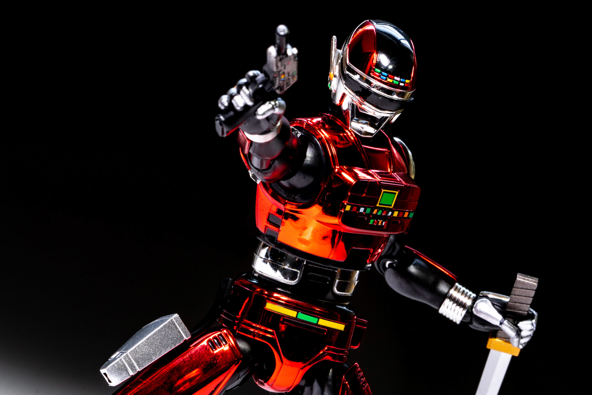 SHFiguarts 宇宙刑事　シャリバン　アクションフィギュア BANDAI Amazon.co.jp: S.H.Figuarts 宇宙刑事シャリバン : おもちゃ