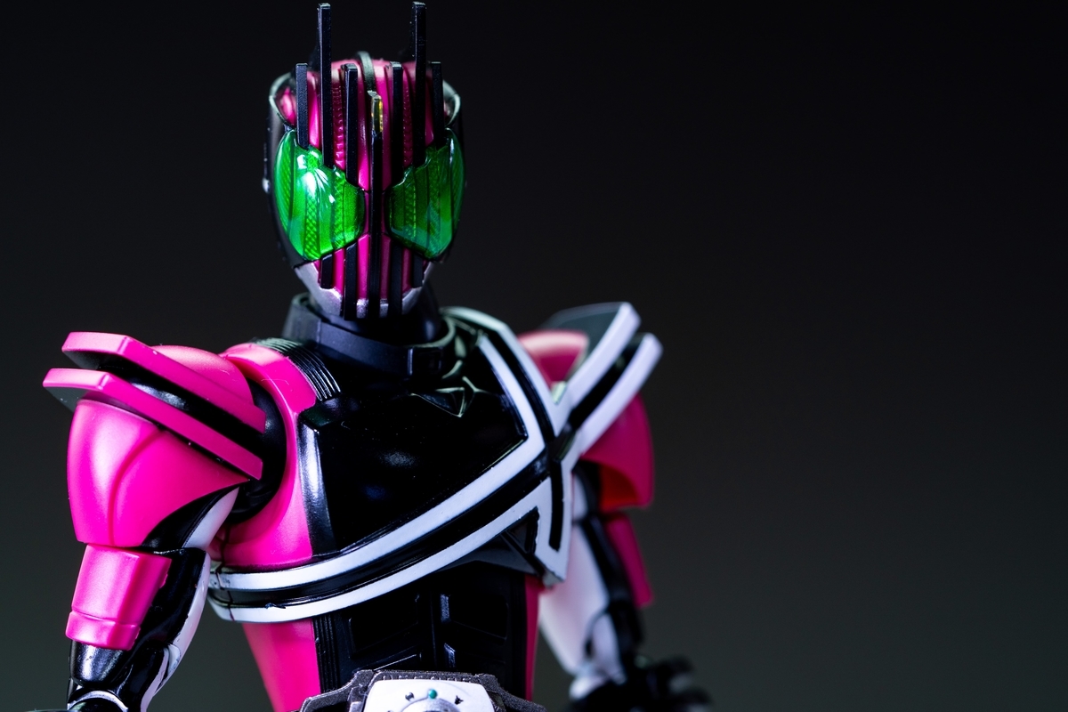 S.H.Figuarts 真骨彫製法 仮面ライダーディケイド レビュー - ヒロバン 