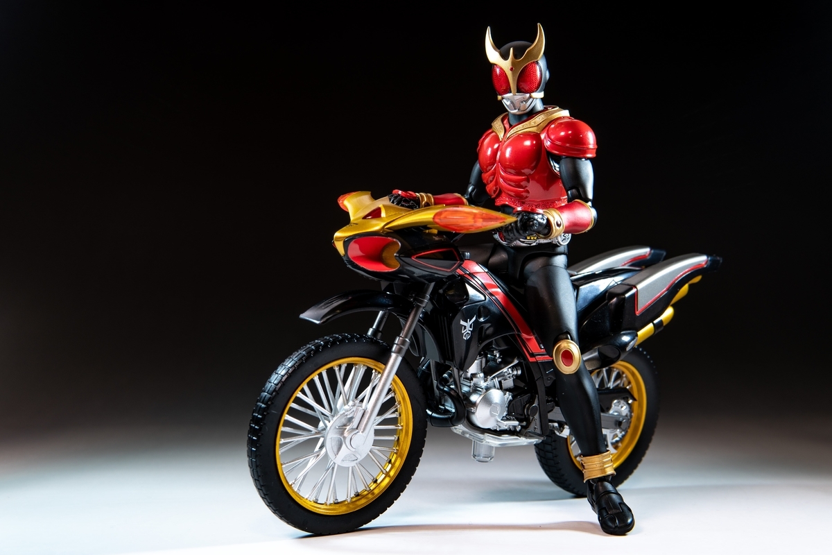 S.H.Figuartsビートチェイサー2000 ggw725x S.H.Figuarts ビートチェイサー2000 | 魂ウェブ