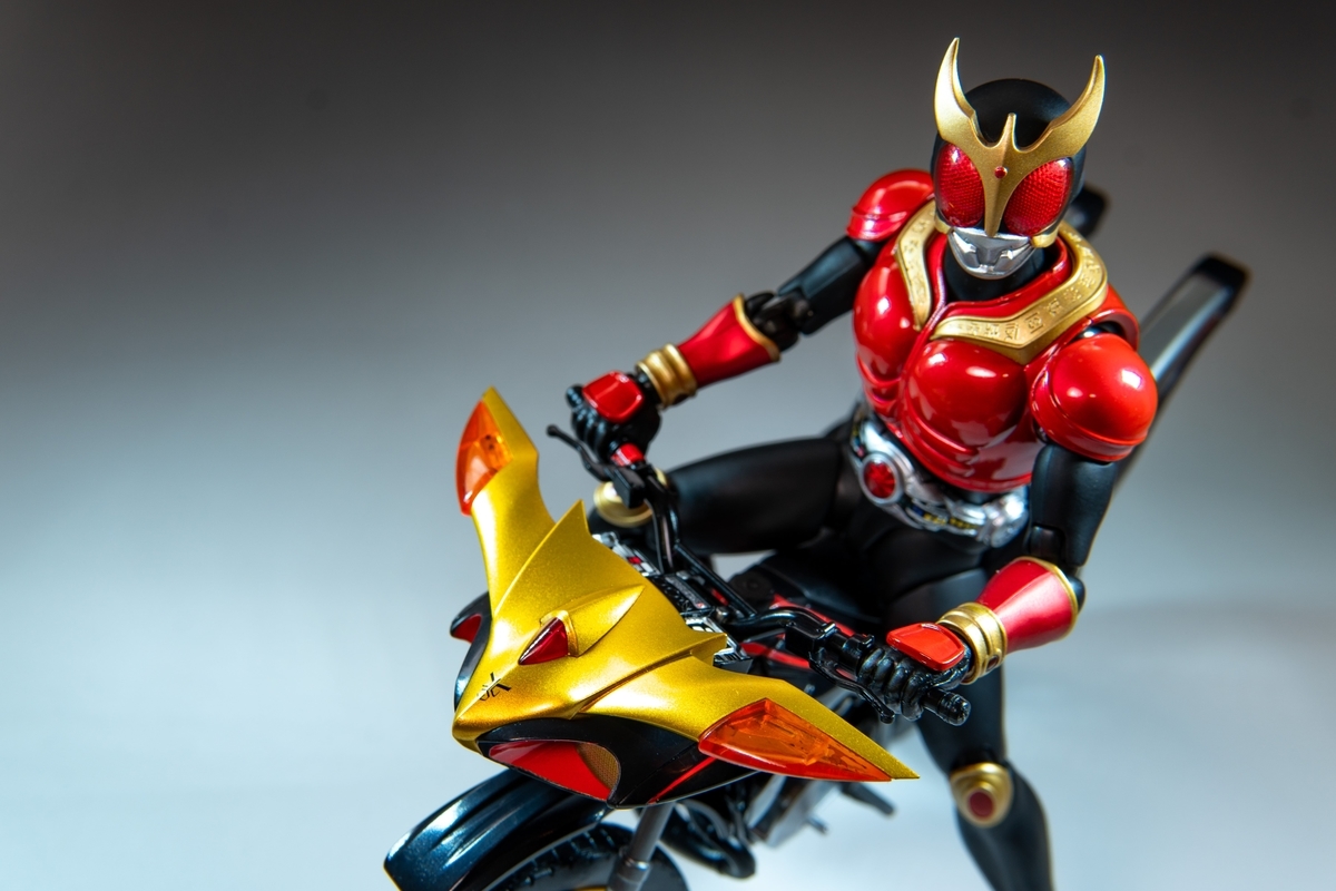 S.H.Figuartsビートチェイサー2000 ggw725x S.H.Figuarts ビートチェイサー2000 | 魂ウェブ
