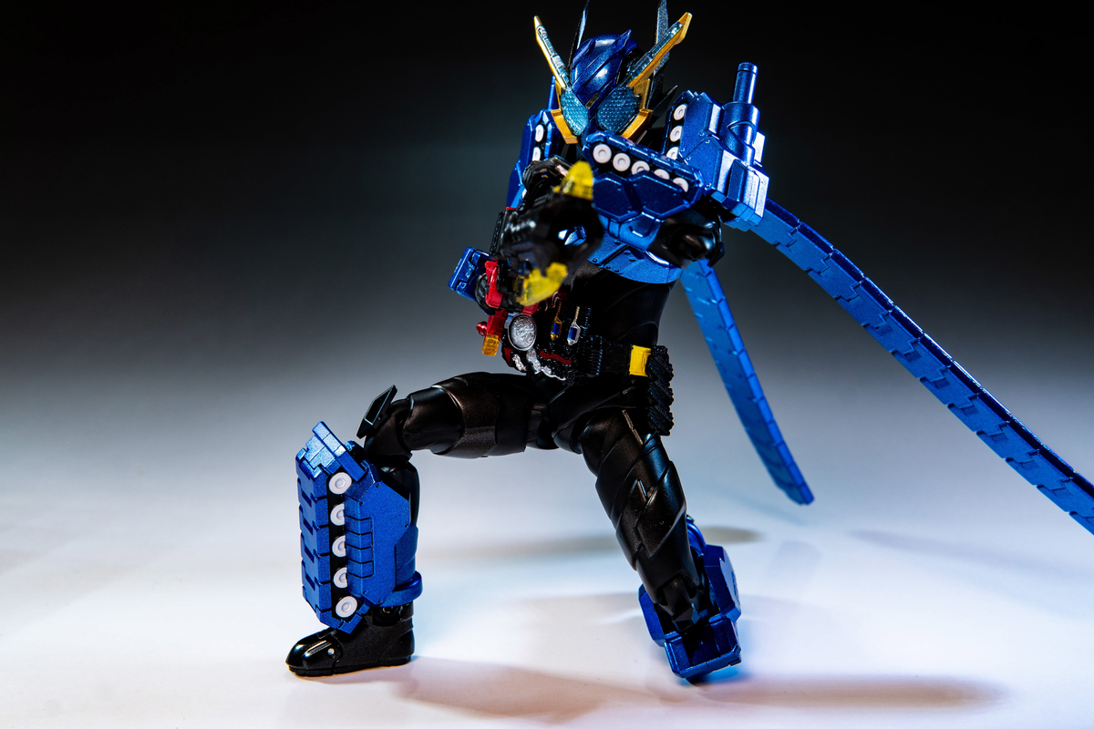 BANDAI - 仮面ライダービルド　タンクタンクフォーム ライダーヒーローシリーズ 21 仮面ライダービルド タンクタンク