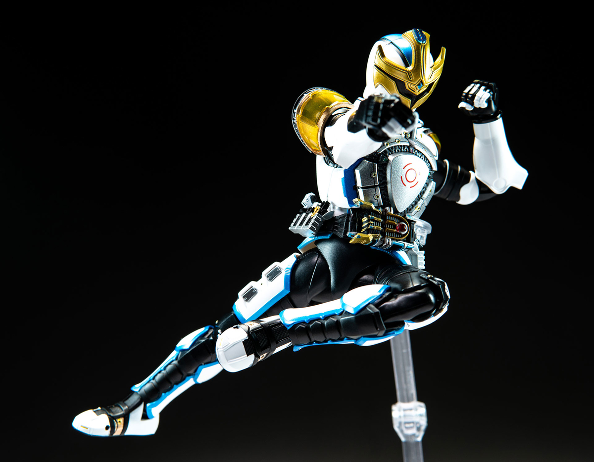 匿名配送　S.H 真骨彫　真骨頂　仮面ライダー　イクサ セーブモード／バースト レビュー】 S.H.Figuarts（真骨彫製法） 仮面ライダーイクサ