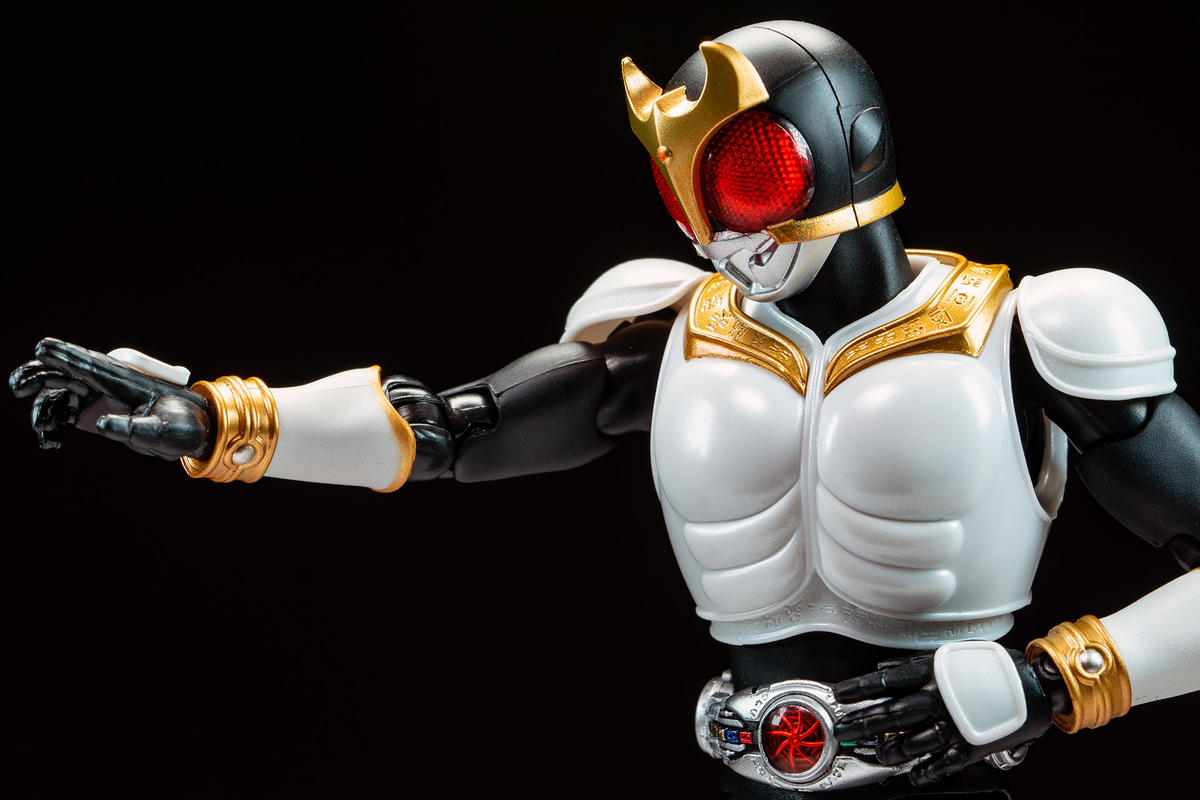 S.H.Figuarts 真骨彫製法 仮面ライダークウガ グローイングフォーム レビュー - ヒロバン チャンネル