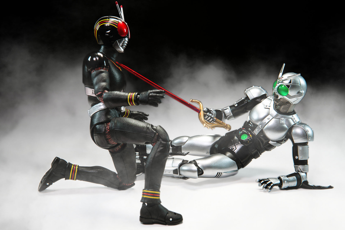 S.H.Figuarts 真骨彫製法 シャドームーン レビュー - ヒロバン