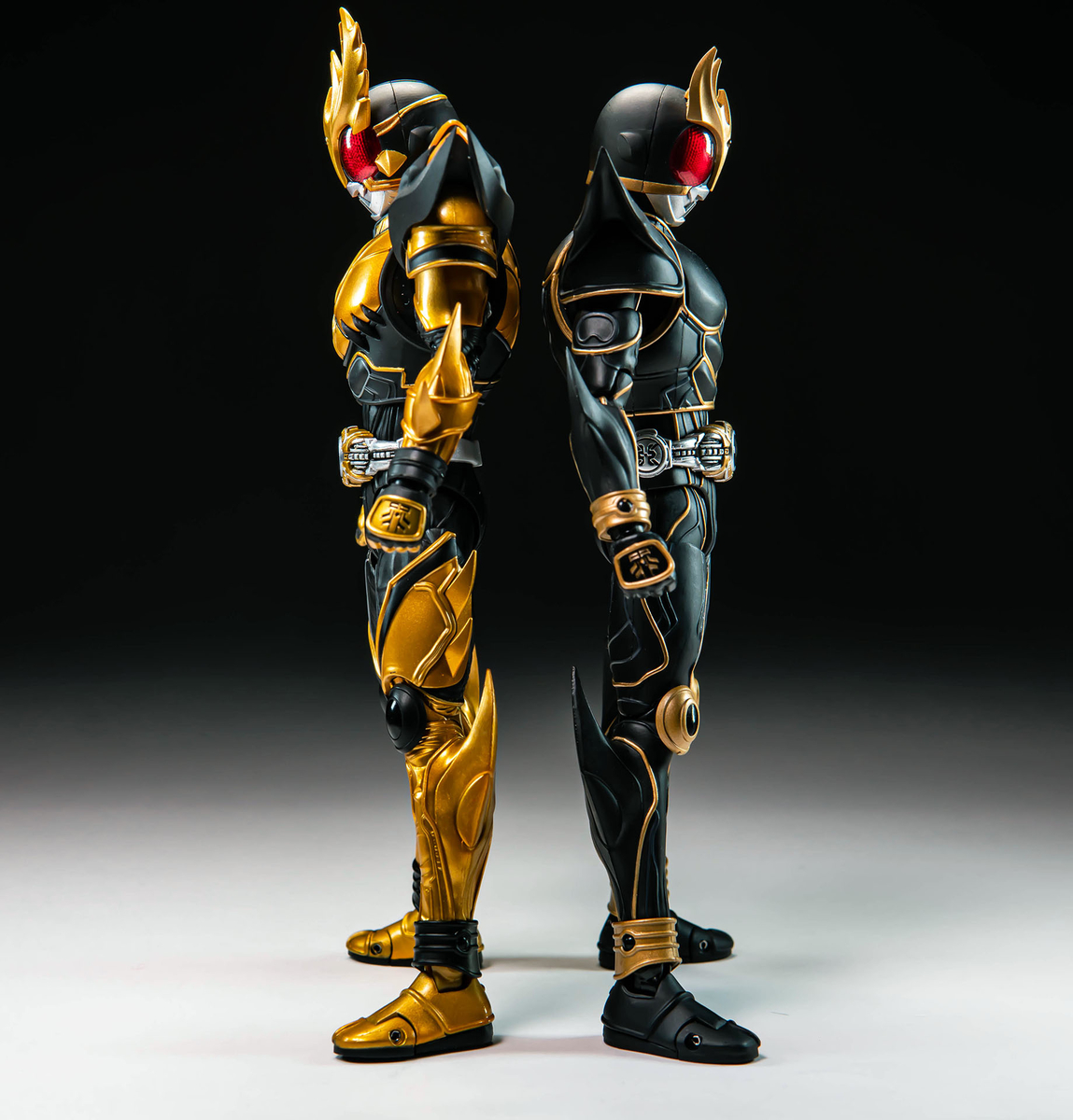 BANDAI - 真骨彫　仮面ライダーライジングアルティメット 真骨彫製法 仮面ライダークウガ ライジングアルティメット