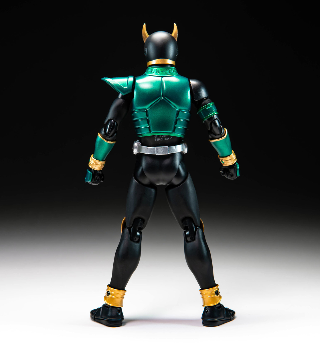 S.H.Figuarts 真骨彫製法 仮面ライダークウガ ペガサスフォーム