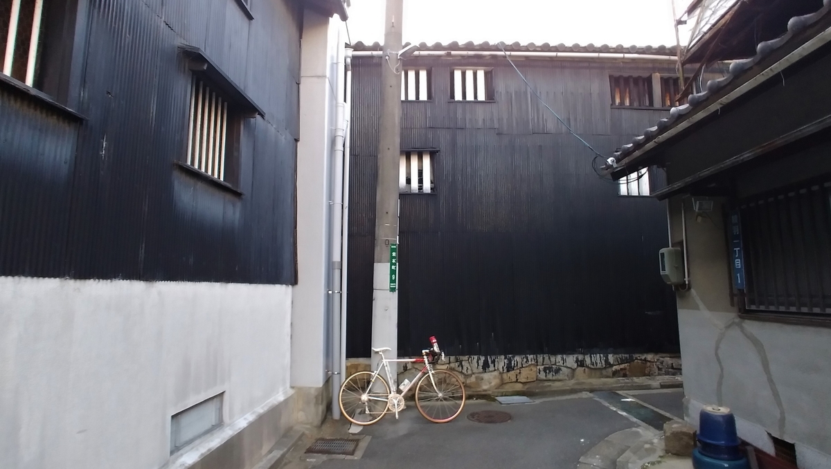 f:id:hirobees:20201001205328j:plain