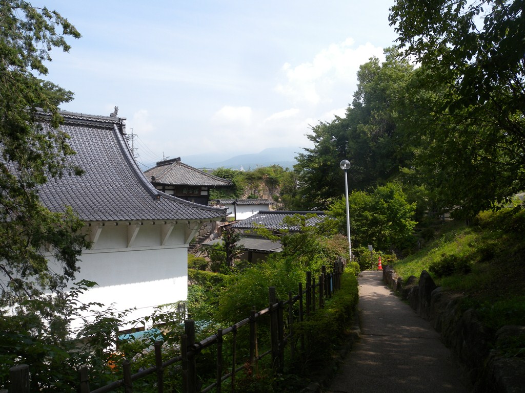 f:id:hirobkk:20180802140257j:plain f:id:hirobkk:20180802140257j:plain