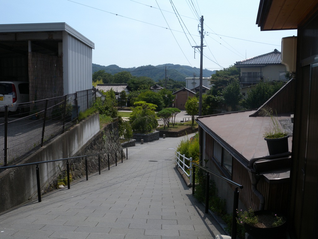 f:id:hirobkk:20180807122845j:plain f:id:hirobkk:20180807122845j:plain