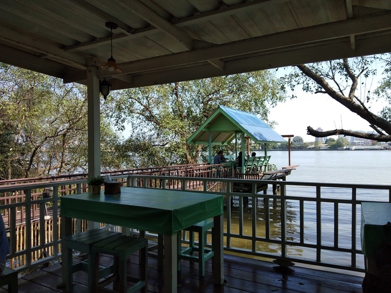 f:id:hirobkk:20200213233424j:plain