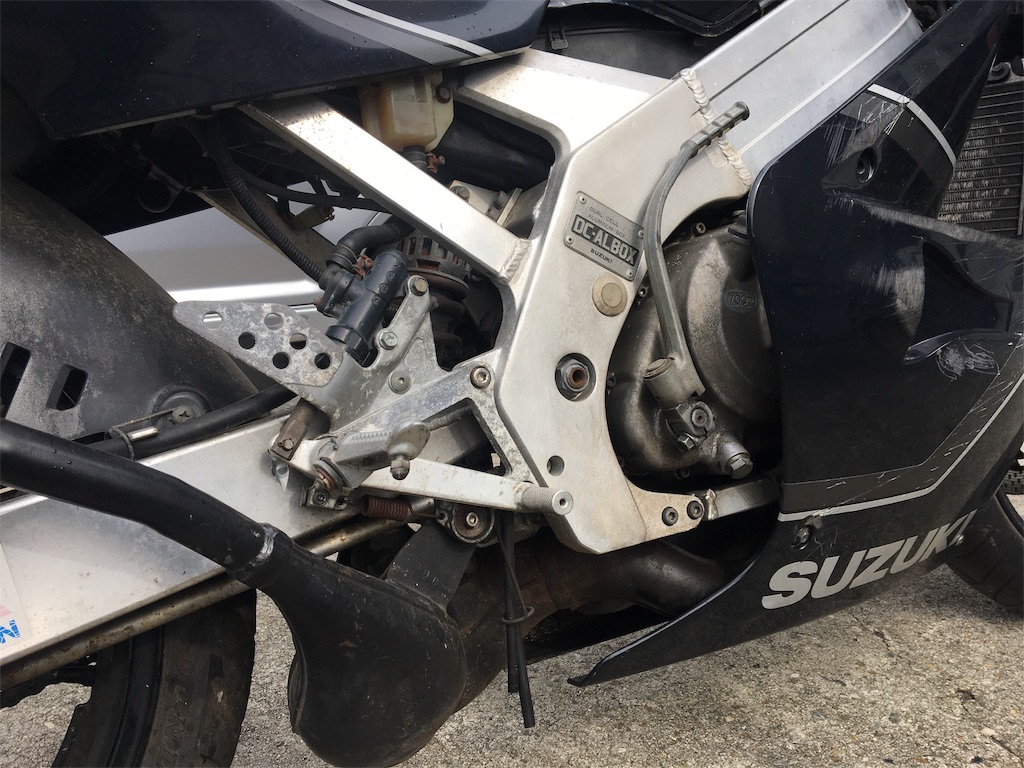 RGV250Γ VJ21A 初見とナンバー取得 - hirodanの日記