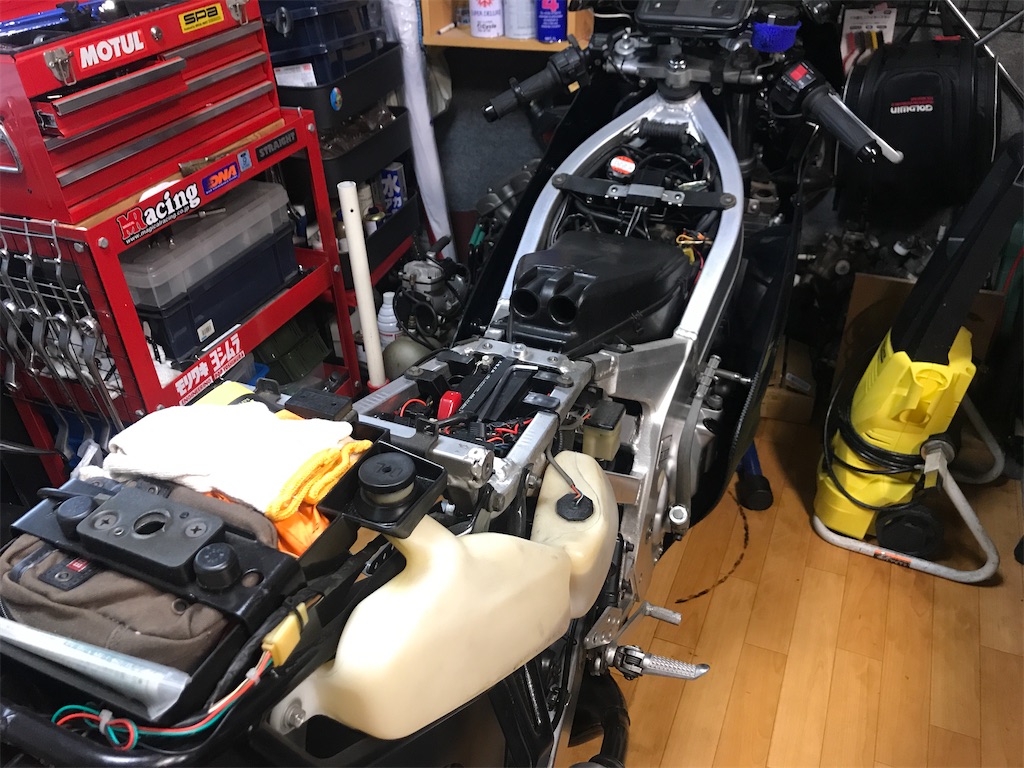 RGV250 vj21 排気デバイスサーボ RGV250Γ VJ21A 排気デバイスサーボ オーバーホール - hirodanの日記