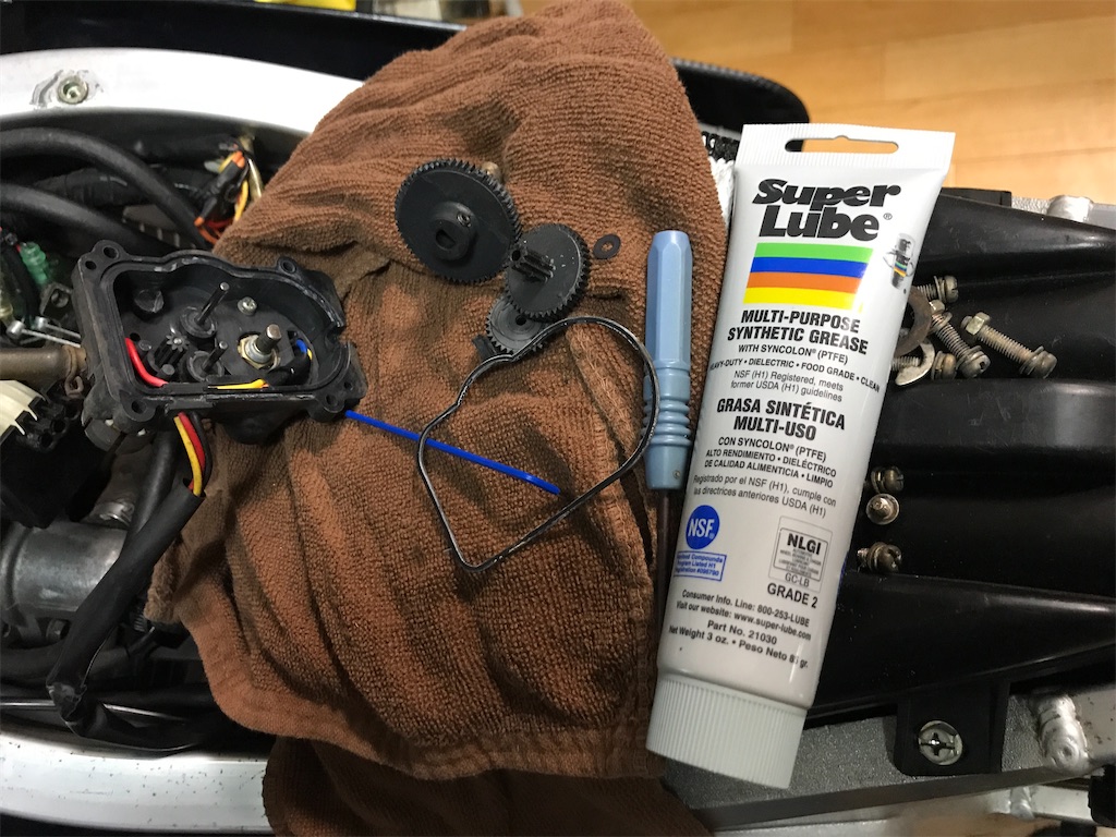 RGV250Γ VJ21A 排気デバイスサーボ オーバーホール - hirodanの日記