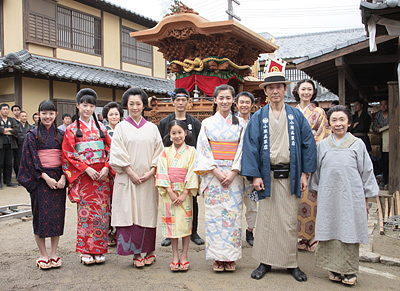 カーネーション だんじり祭の大工方 須賀貴匡さん 2180万円の家を465万円で売って住み替えた そして