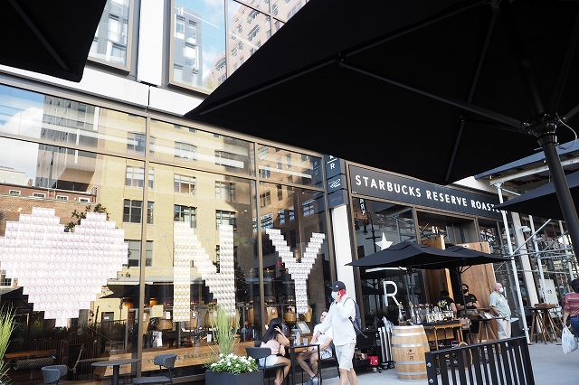 Starbucks Reserve Roasteryの外観