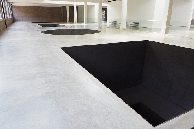 Michael Heizer