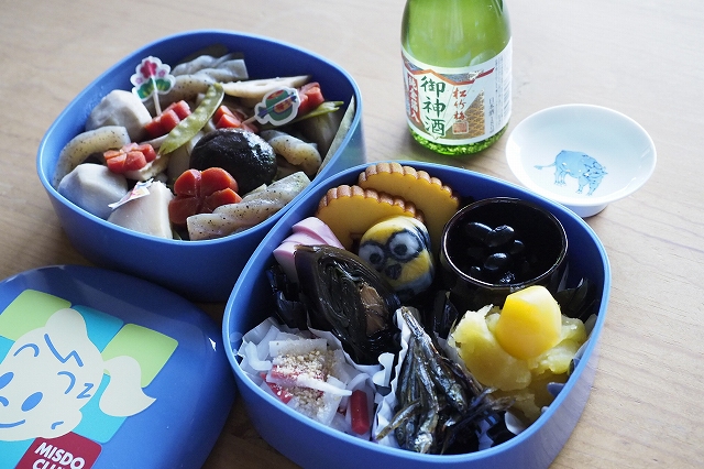 Osechi dishes