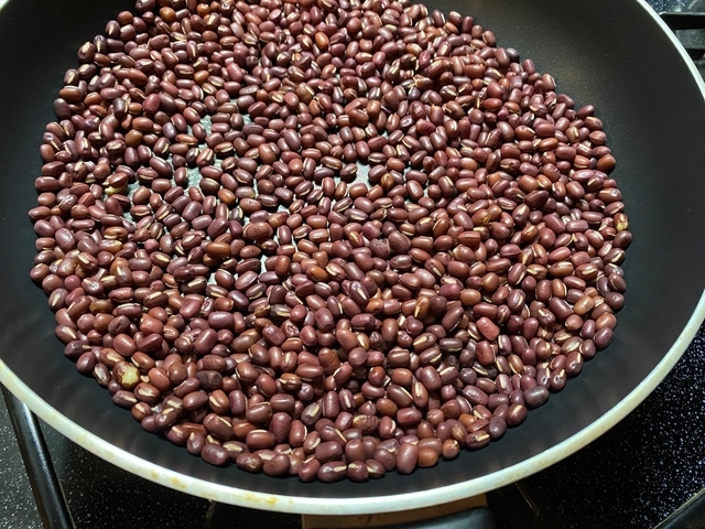 the azuki the surface became black