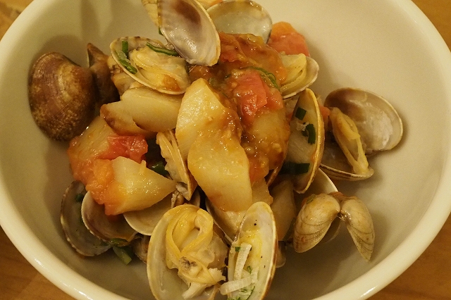 ウドとアサリのイタリア風蒸し煮