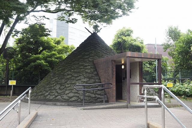 縄文時代の復元住居