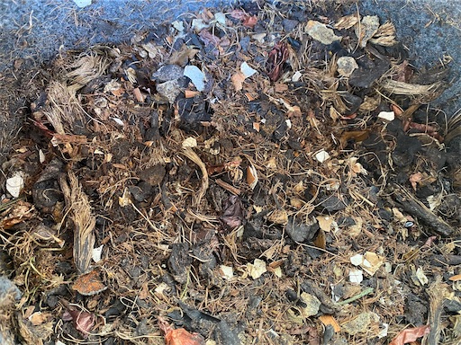 熟成し終わったコンポスト