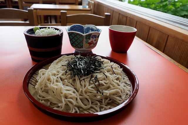 駒鳥売店でのランチ