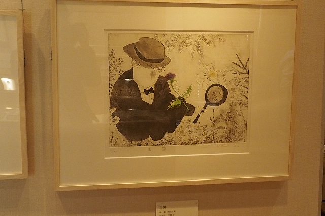 村上千彩さんの作品が飾られていました。味のあるイラストです。