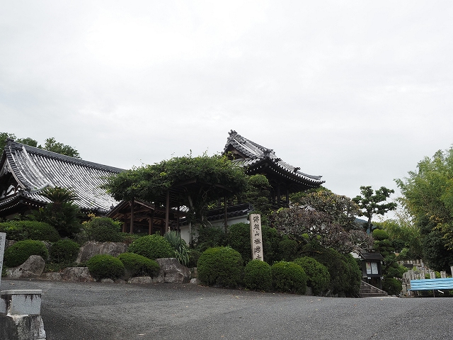 極楽寺　皆さん極楽へ行けるようにお願いしました。