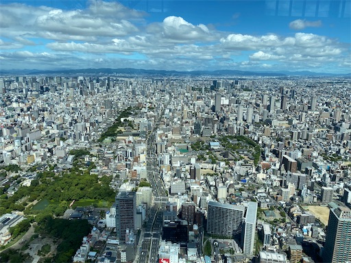 右上の緑の部分が四天王寺