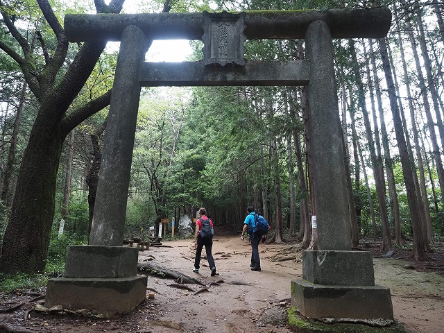 金比羅神社入り口