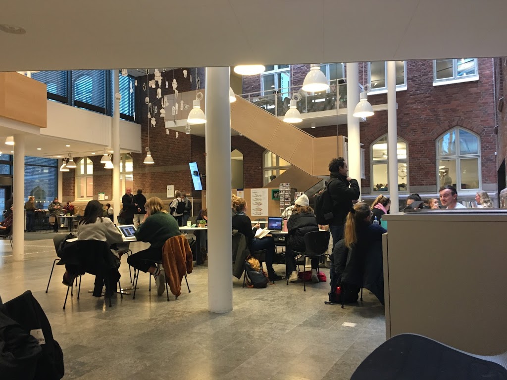 f:id:hiromi_blomberg:20201211045227j:plain