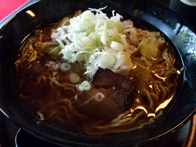 烏骨鶏ラーメン