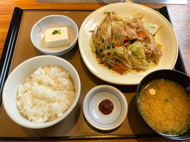肉野菜炒め定食