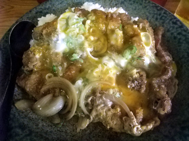 黒豚カツ丼