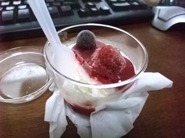 スギ薬局のアイスクリーム