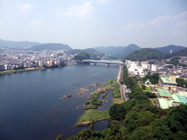 犬山城の西の景色