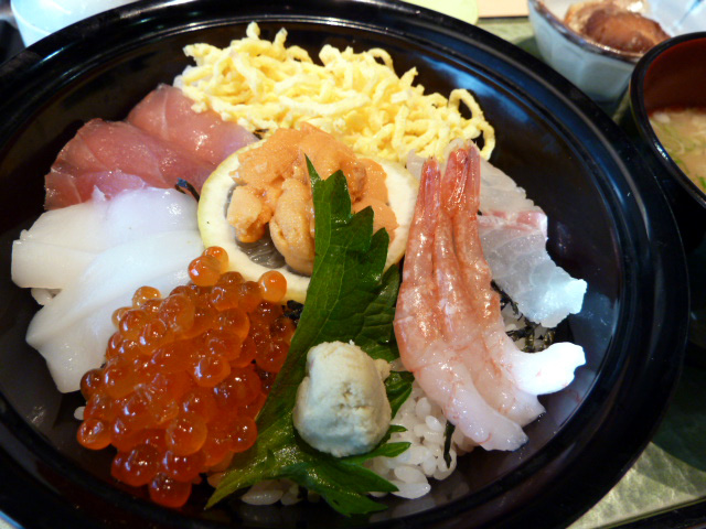 海鮮丼