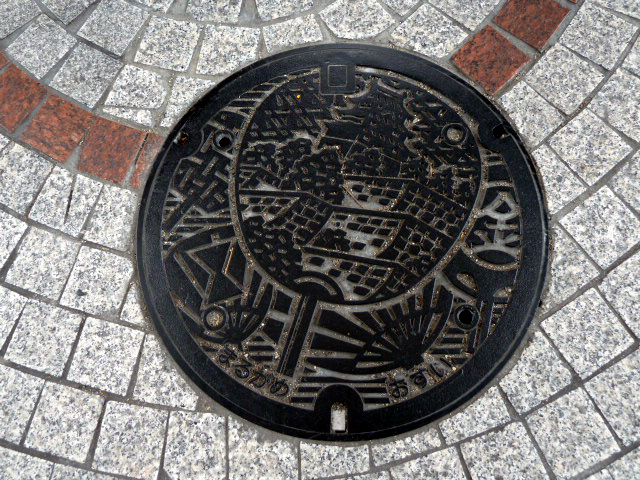 マンホール（香川県丸亀市通町アーケード街）