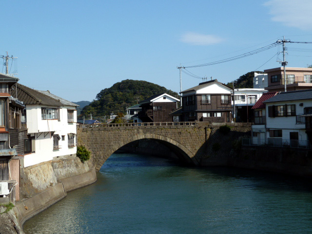 堀川運河と堀川橋