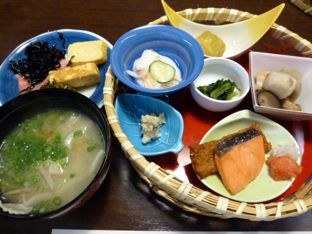 朝食