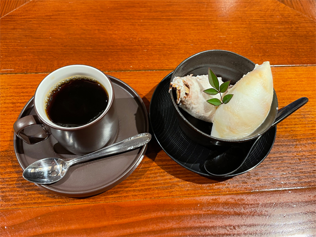 熱い珈琲とジェラート