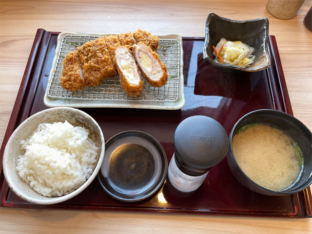 ロースかつ＆チーズチキンかつランチ