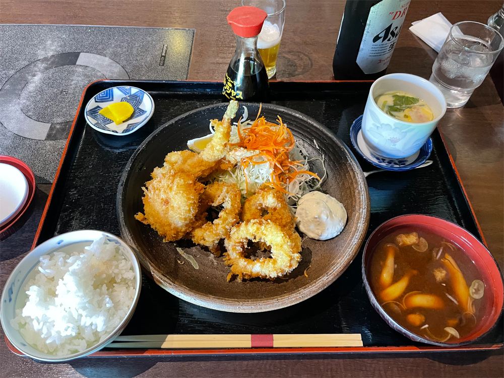 ミックスフライ定食