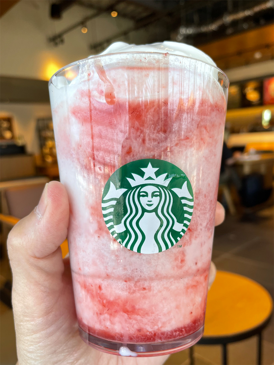 スターバックスストロベリーフラペチーノ