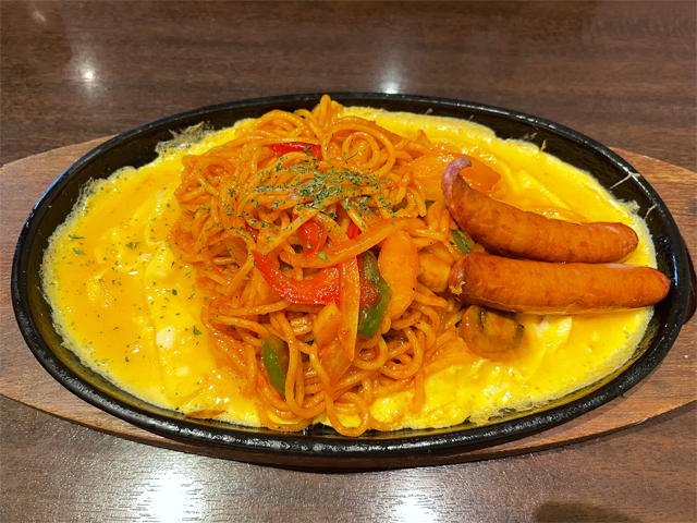 鉄板ナポリタン