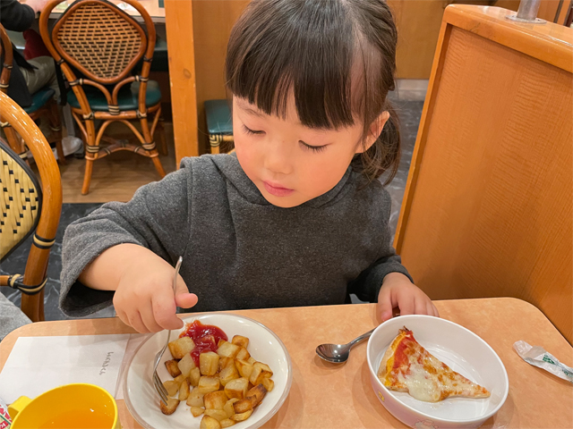 サイゼリヤ カラフルタウン岐阜店