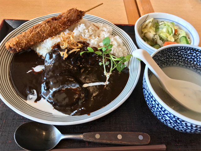 牛たんブラックカレー