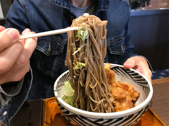 冷やし鶏天そば