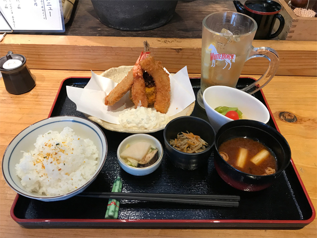 ミックスフライ定食